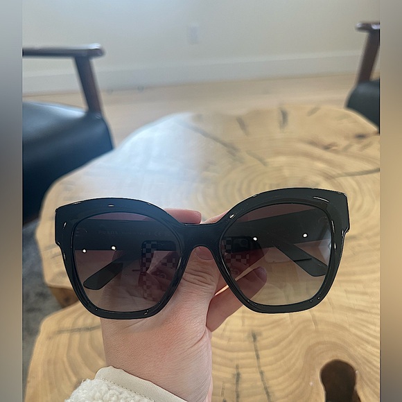 AUTHENTIC PRADA SUNGLASSES - Picture 8 of 9